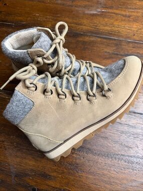 Sorel Tan and Gray Wool-Accent Lace-Up Boots